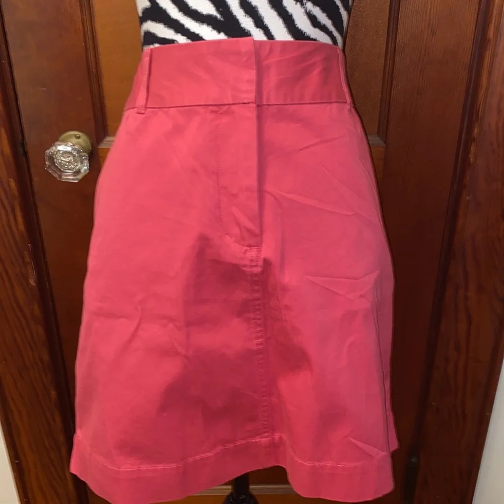 Vineyard Vines pink skirt size 12 NWOT